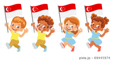 Singapore flag in hand set 69445974