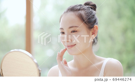 ビューティー　スキンケア 69446274