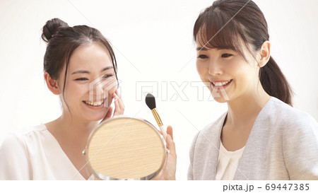 メイクアップアドバイス　イメージ 69447385