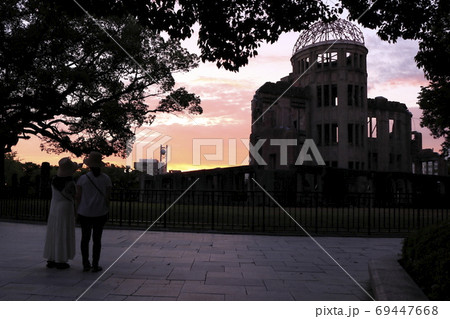 広島原爆ドーム夕景2020　⑨ 69447668