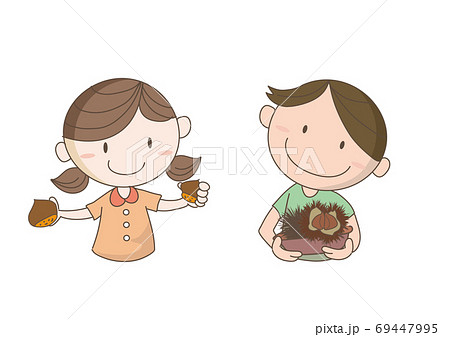 子供たちの栗拾い 69447995