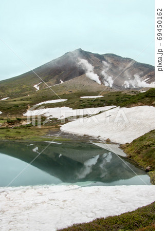 北海道 大雪山 旭岳と姿見の池 7月 北海道 大雪山 旭岳と姿見の池 7月 69450162