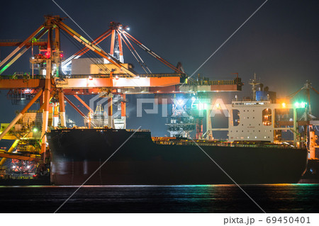 《愛知県》名港の工場夜景・金城ふ頭のながめ 《愛知県》名港の工場夜景・金城ふ頭のながめ 69450401