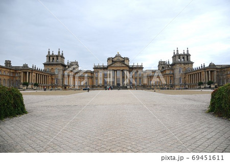イギリス、コッツウォルズ地方、ブレナム宮殿 イギリス、コッツウォルズ地方、ブレナム宮殿 69451611