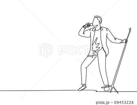 Single Continuous Line Drawing Of Young Happy のイラスト素材