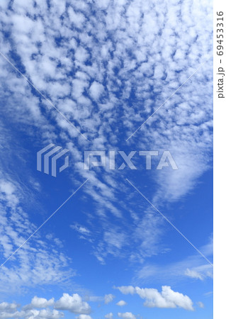 爽やかな秋の空 爽やかな秋の空 69453316
