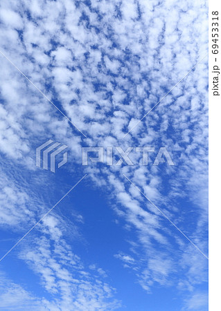 爽やかな秋の空 爽やかな秋の空 69453318