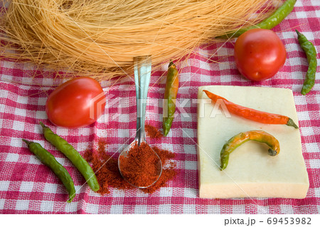 fresh homegrown pepper and cheese 69453982