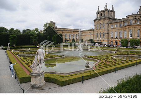 イギリス、コッツウォルズ地方、ブレナム宮殿、ウォーター・テラス イギリス、コッツウォルズ地方、ブレナム宮殿、ウォーター・テラス 69454199