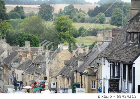 イギリス、コッツウォルズ地方、バーフォード 69454215