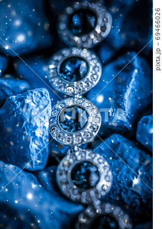 Luxury diamond bracelet, jewelry and fashion brand 69466026