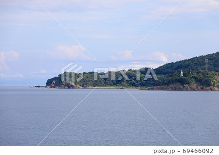 フェリーから見た佐渡ヶ島、姫崎付近 フェリーから見た佐渡ヶ島、姫崎付近 69466092