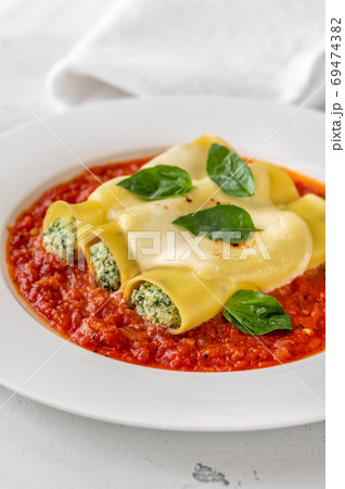 Spinach and Ricotta Cannelloni 69474382