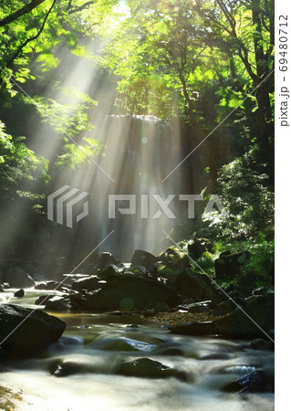 夏の亀田不動滝 69480712