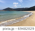 日本海のきれいな海岸の風景 69482029