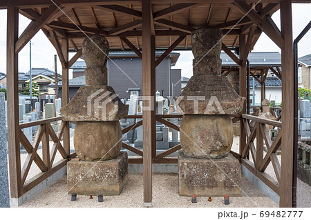 五輪塔 墓石 巨大墓 宝篋印塔 山陰 五輪塔 墓石 巨大墓 宝篋印塔 山陰 69482777