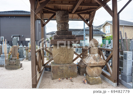 五輪塔 墓石 巨大墓 宝篋印塔 山陰 五輪塔 墓石 巨大墓 宝篋印塔 山陰 69482779