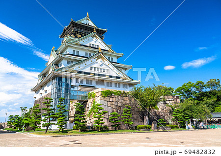 《大阪府》大阪城・夏の青空 69482832