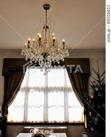 シャンデリアのある部屋 シャンデリアのある部屋 69500657