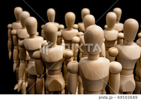 集団 密接する人々 集団 密接する人々 69503689
