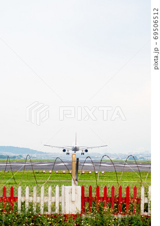 Airplane Landing in Taipei, Taiwan. Airplane Landing in Taipei, Taiwan. 69506512
