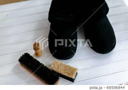 靴の手入れ　ムートンブーツ 69506944