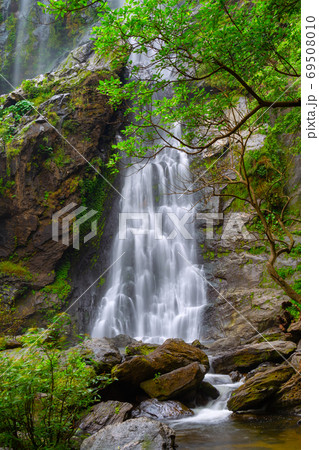 Khlong Lan Waterfall, the beautiful waterfall in deep forest at Khlong Lan National Park ,Kamphaeng Phet, Thailand 69508010