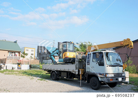 バックホーの輸送 バックホーの輸送 69508237