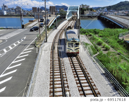路面電車の走る風景 路面電車の走る風景 69517618