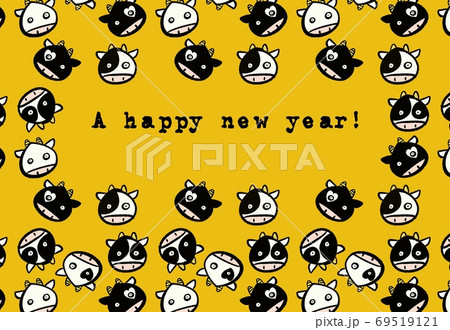 かわいい牛の親子の顔の年賀状・横・黄色 かわいい牛の親子の顔の年賀状・横・黄色 69519121