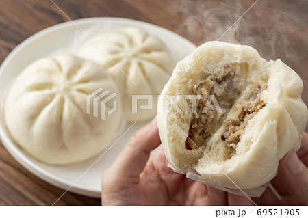 肉まん　豚まん 69521905