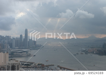 2 June 2207 Victoria harbour in Hong Kong island Central busines 2 June 2207 Victoria harbour in Hong Kong island Central busines 69524169