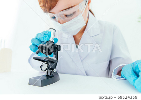 研究・科学者イメージ 研究・科学者イメージ 69524359
