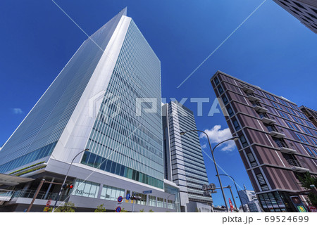 JR桜木町駅前 横浜市庁舎のビルディング 69524699