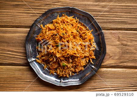 Indian food 69529310