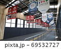西武秩父駅の渡り廊下斜め 西武秩父駅の渡り廊下斜め 69532727