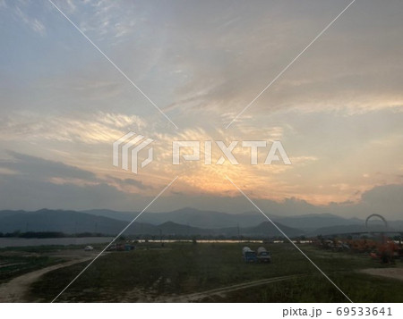 夕焼け 日没 69533641