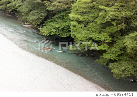 軍畑大橋から見た多摩川の下流方向(4) 軍畑大橋から見た多摩川の下流方向(4) 69534411