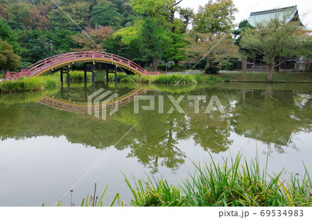称名寺の浄土式庭園（横浜市金沢区） 69534983