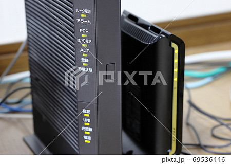 モデムイメージ　ルーターイメージ 69536446