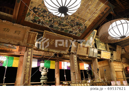 長谷寺観音万燈会 本堂 69537621