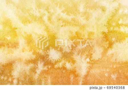 水彩の背景　秋　季節　バックグラウンド　グラデーション 69540368