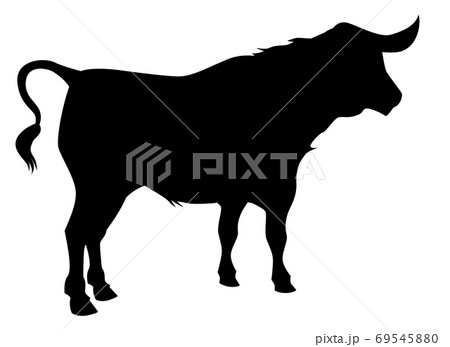 牛のシルエット　動物　牛　丑年　29　立ちポーズの牛 69545880