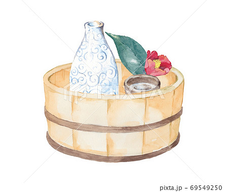 風呂桶に入った日本酒 69549250