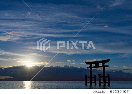 【白鬚神社 (明け方)】 滋賀県高島市鵜川 69550407