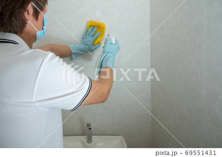 夫のトイレ壁紙クリーニング 夫のトイレ壁紙クリーニング 69551431