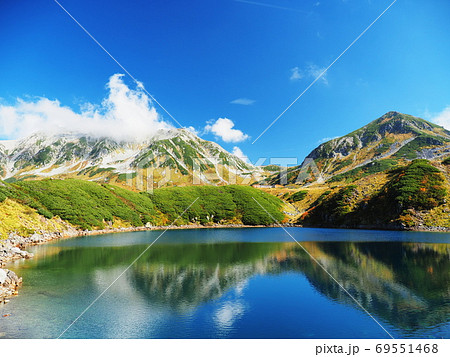 みくりが池から秋の立山 みくりが池から秋の立山 69551468