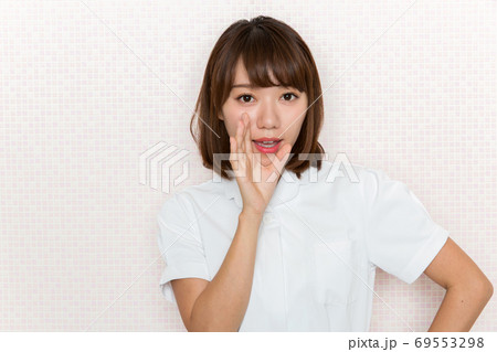 ナース・ささやき. 69553298