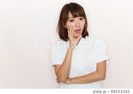 ナース・ささやき. 69553302