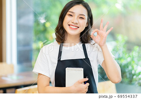 Woman. waitress 69554337